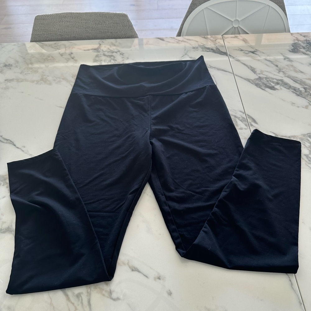 HATCH The Ultimate Before, During And After Legging Sz M NWT